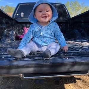 Meet your Posher, Damiana